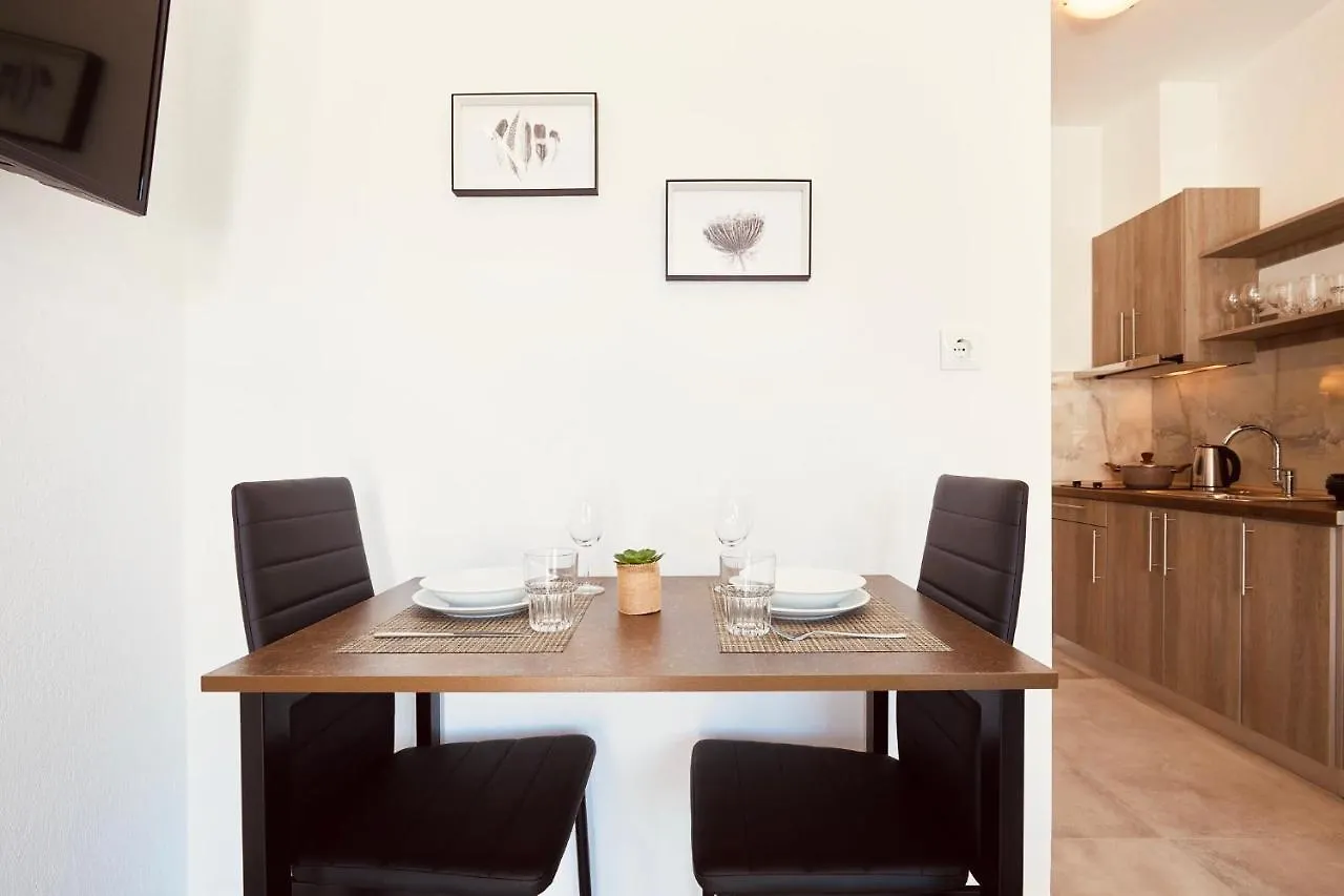 Siblings Apartments Nikiti