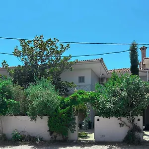  Apartament Anthonas House
